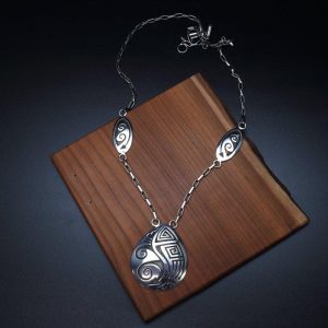 Hopi Weather Design Link Necklace