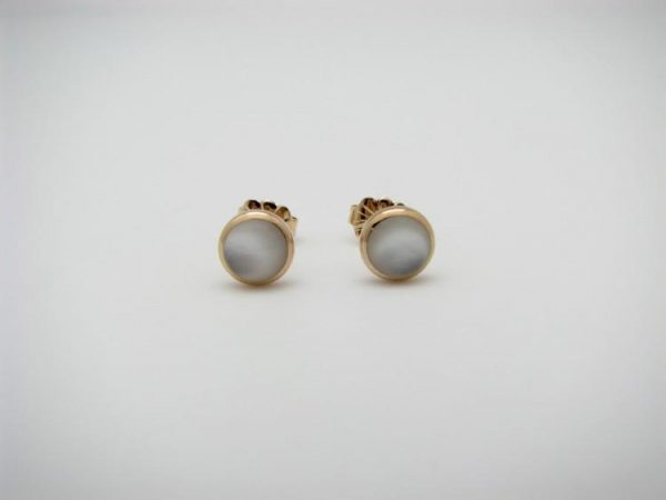 Kabana 14k Gold Stud Earrings with Inlay Mother of Pearl
