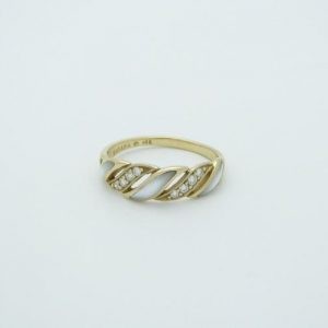 Kabana 14k Mother of Pearl Gold Ring