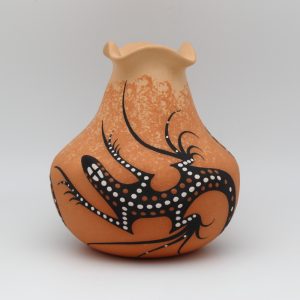 Zuni Raised Lizard Vase